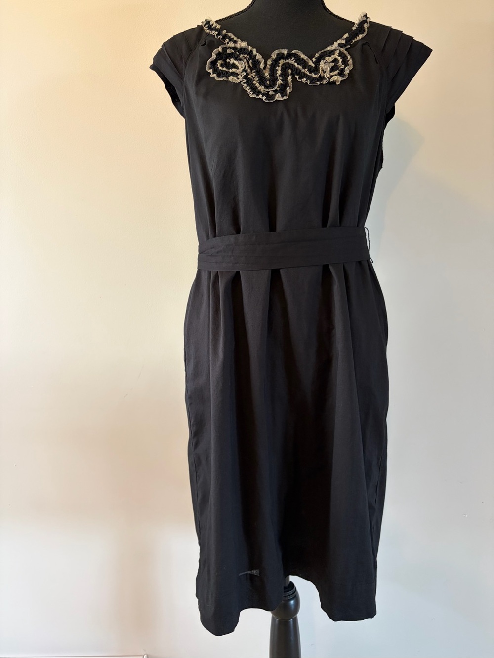 Women’s Merona Black Midi Dress with Cream Ruffle Trim size M